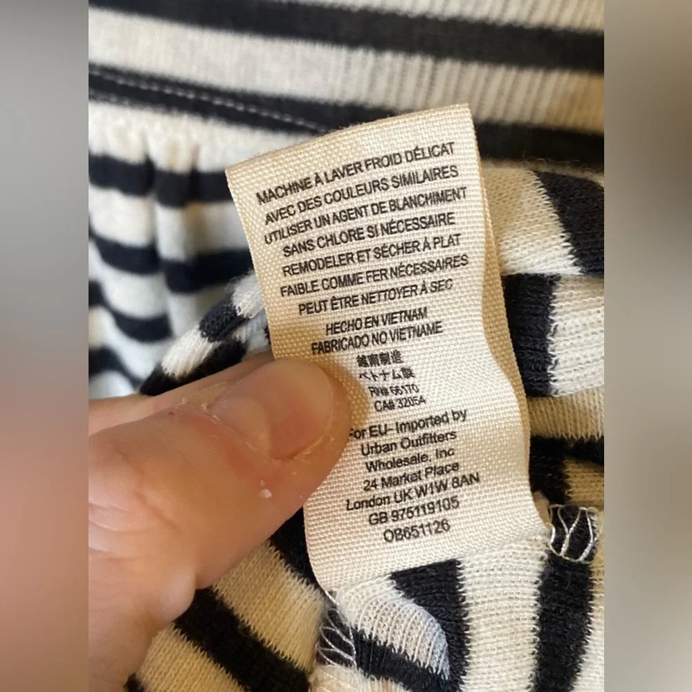 Free People | Medium black and white striped babydoll Jojo tee‎